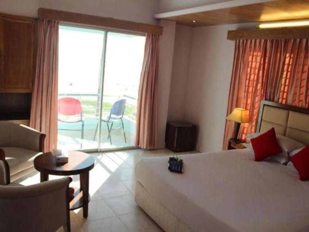 Hotel Sea Crown Cox's Bazar Ngoại thất bức ảnh
