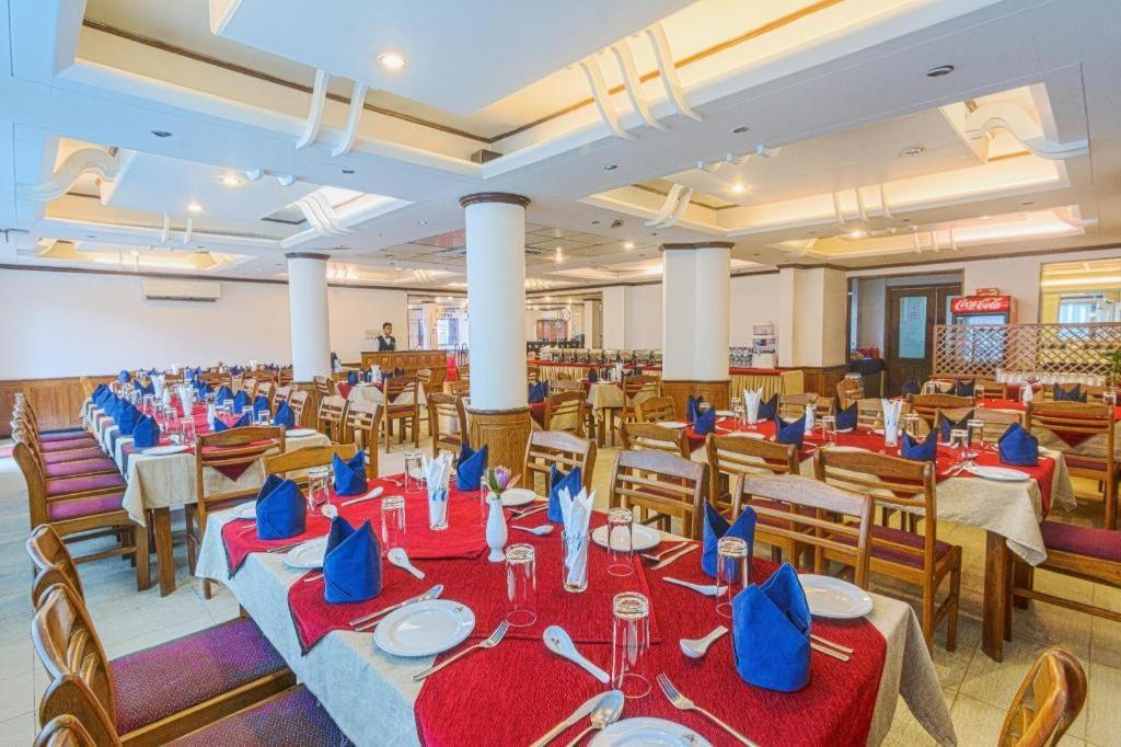 Hotel Sea Crown Cox's Bazar Ngoại thất bức ảnh